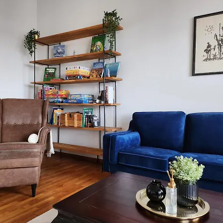 4 Raum Mit Balkon Auf 120sqm In Lage Apartment *
