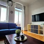 4 Raum Mit Balkon Auf 120sqm In Lage دريسدن